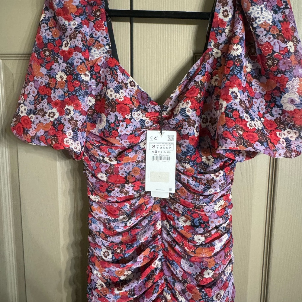 NWT Zara short sleeve puff ruched floral dress small - Picture 4 of 8